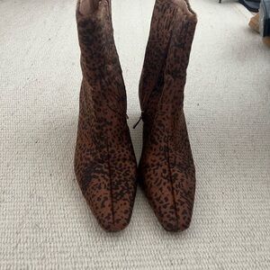 Splendid Brown Leopard Ankle Booties